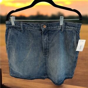 New J Brand size 31 denim mini skirt with tags !!